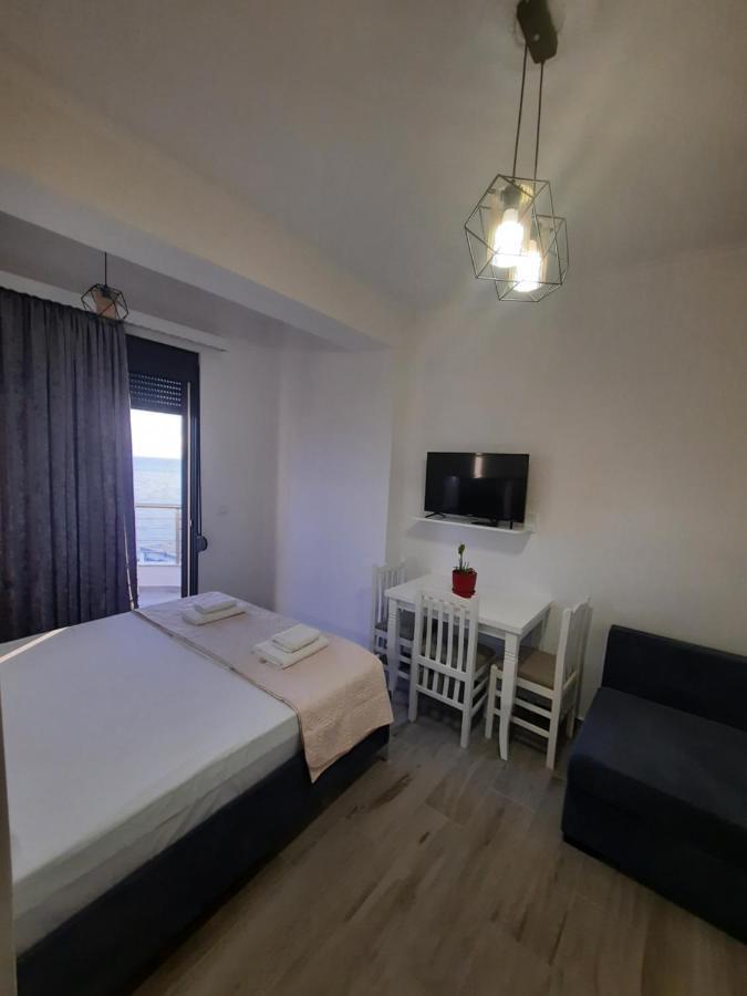 Nora'S Guesthouse Saranda Dış mekan fotoğraf