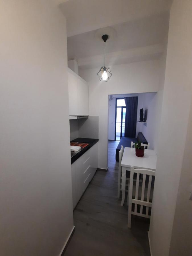 Nora'S Guesthouse Saranda Dış mekan fotoğraf