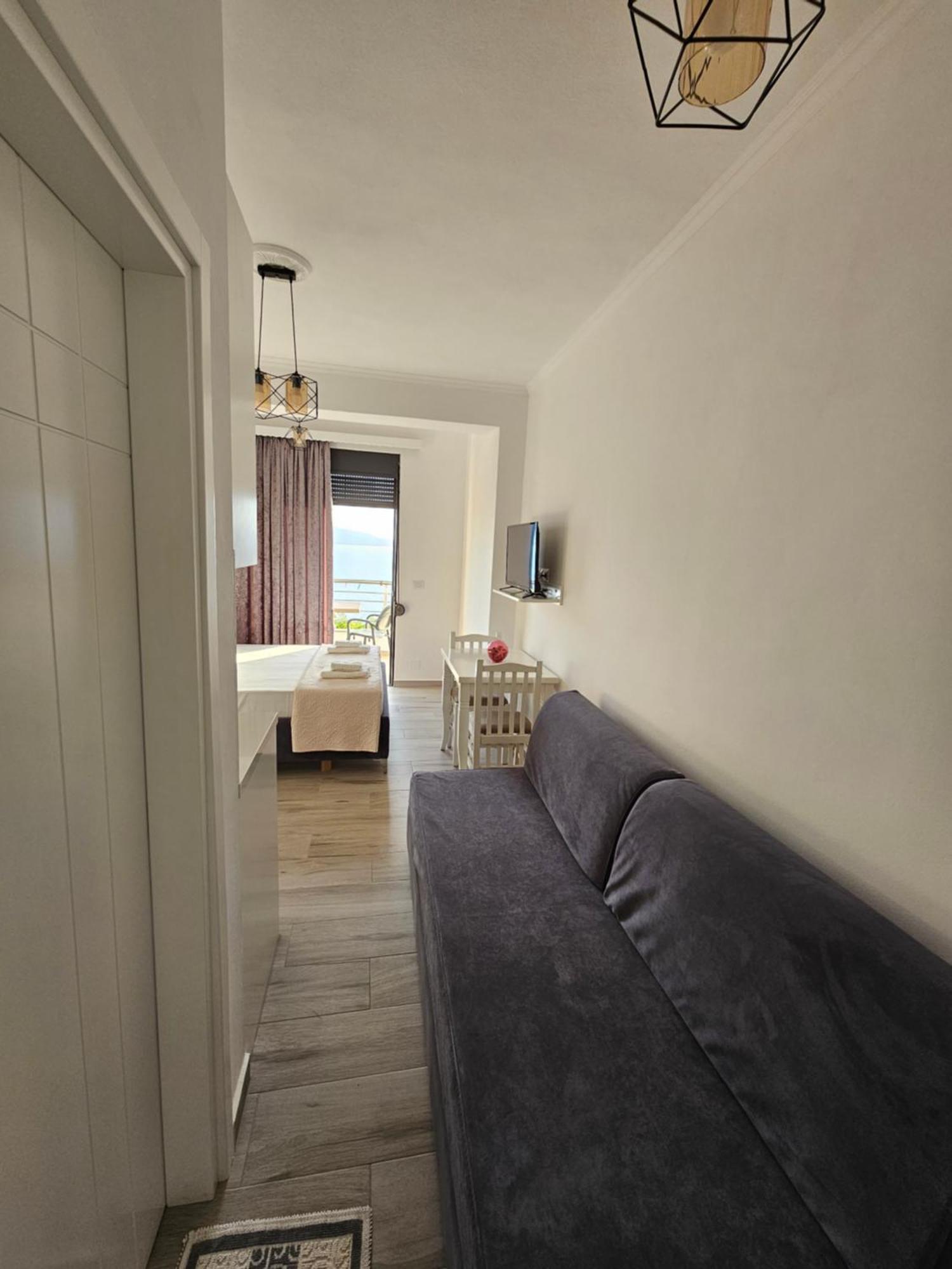 Nora'S Guesthouse Saranda Dış mekan fotoğraf