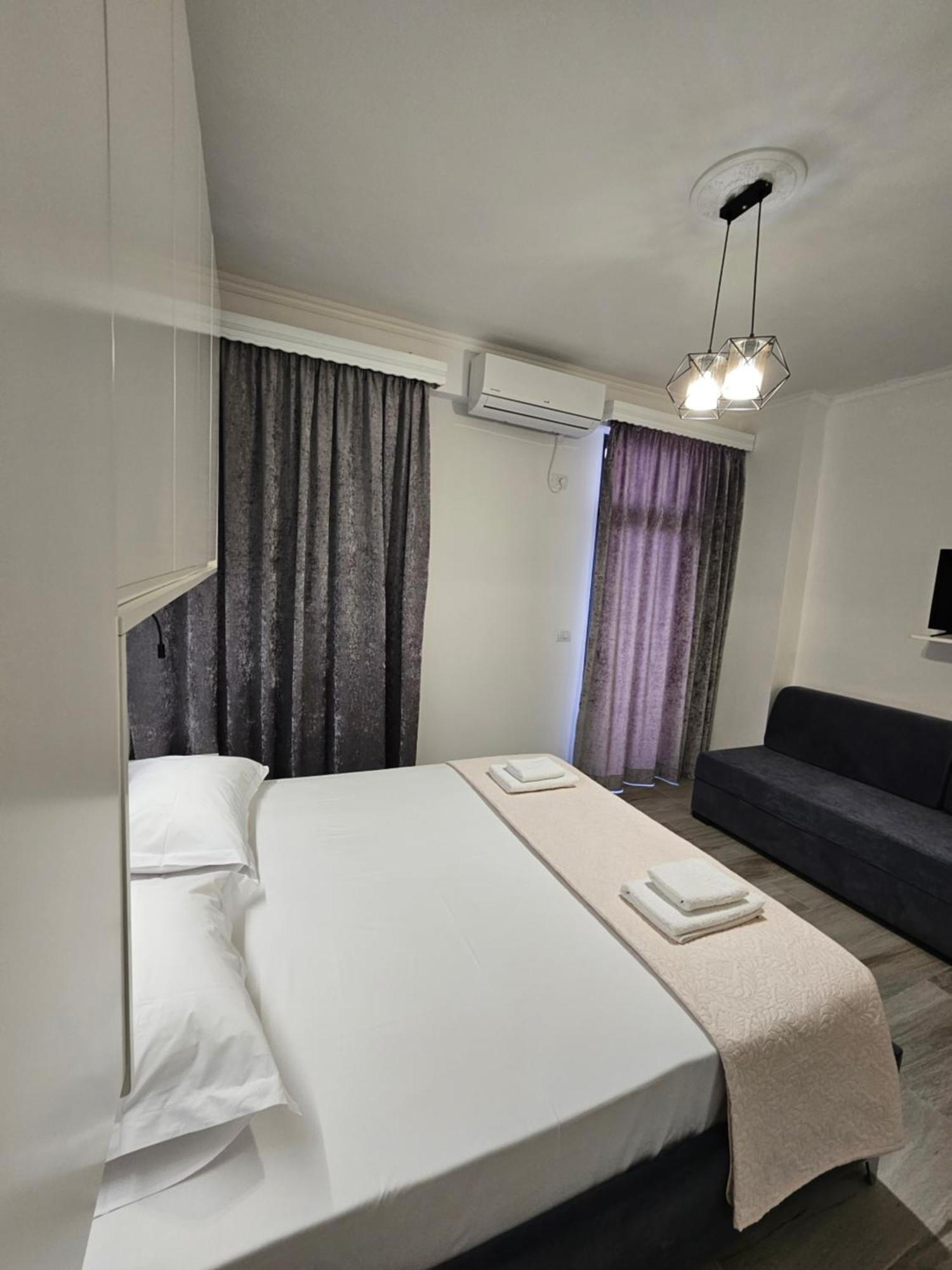 Nora'S Guesthouse Saranda Dış mekan fotoğraf