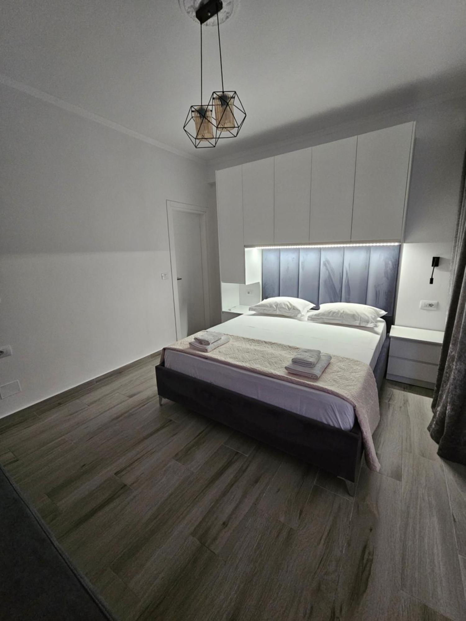 Nora'S Guesthouse Saranda Dış mekan fotoğraf