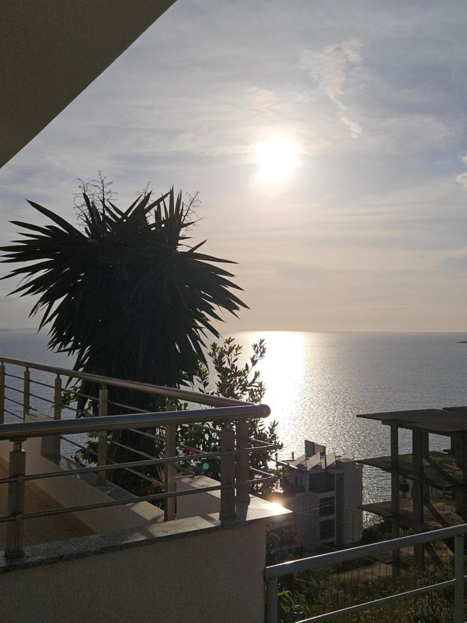 Nora'S Guesthouse Saranda Dış mekan fotoğraf