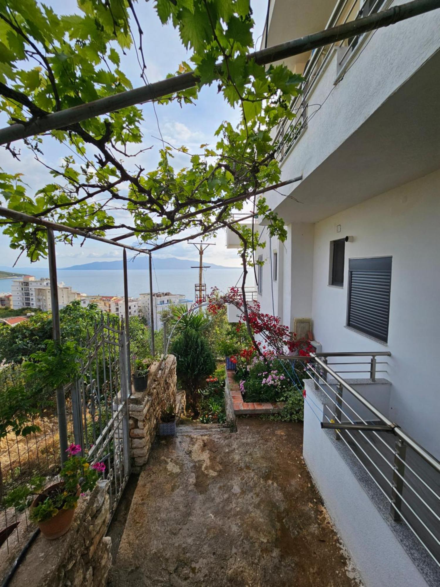Nora'S Guesthouse Saranda Dış mekan fotoğraf
