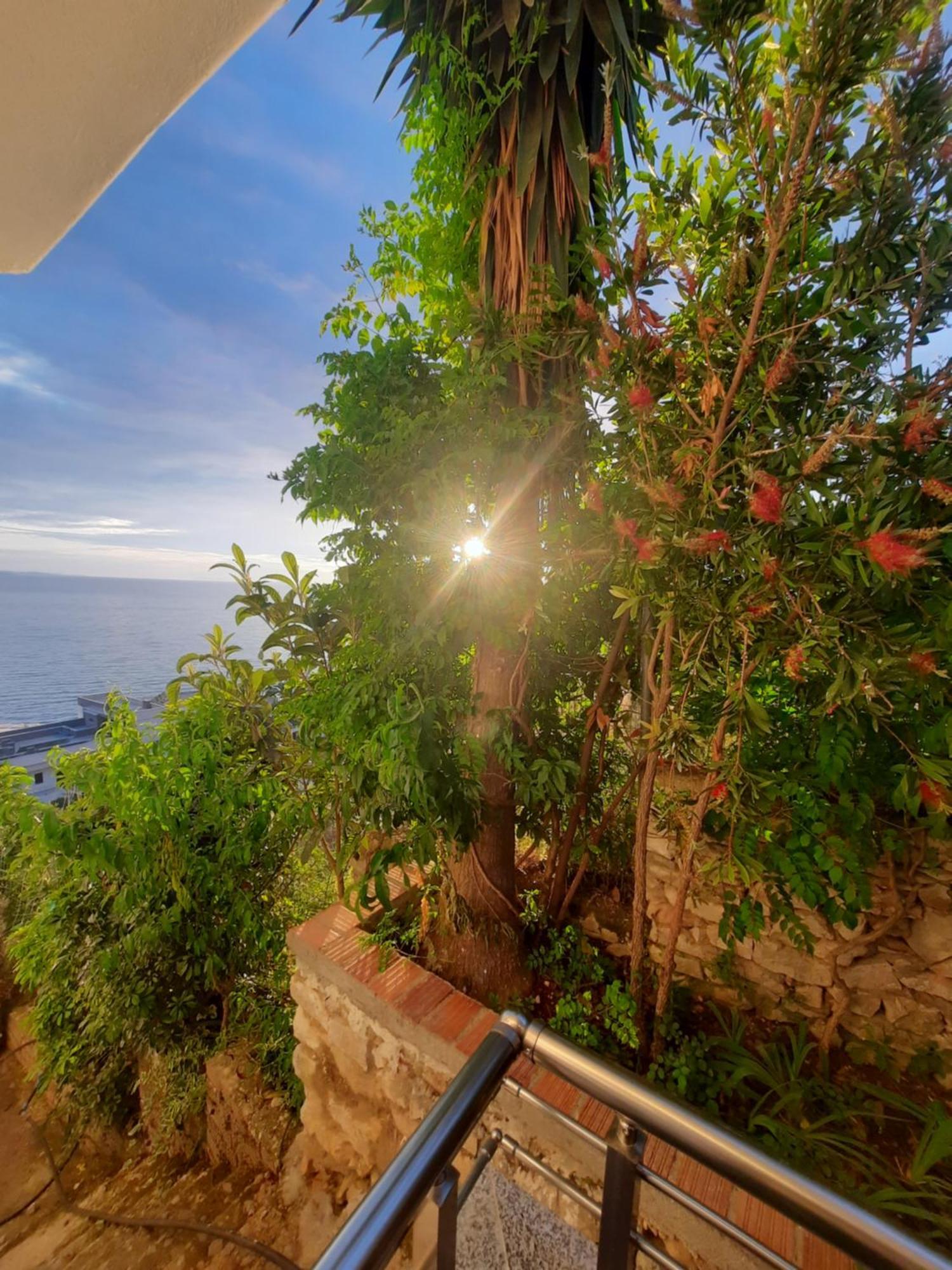 Nora'S Guesthouse Saranda Dış mekan fotoğraf